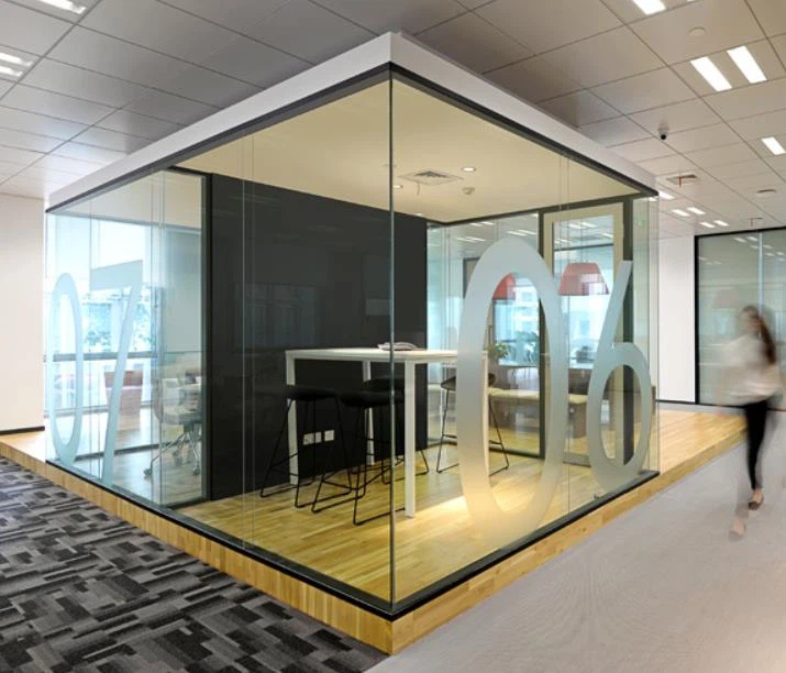 132444885_Office Glass Partition 3.webp